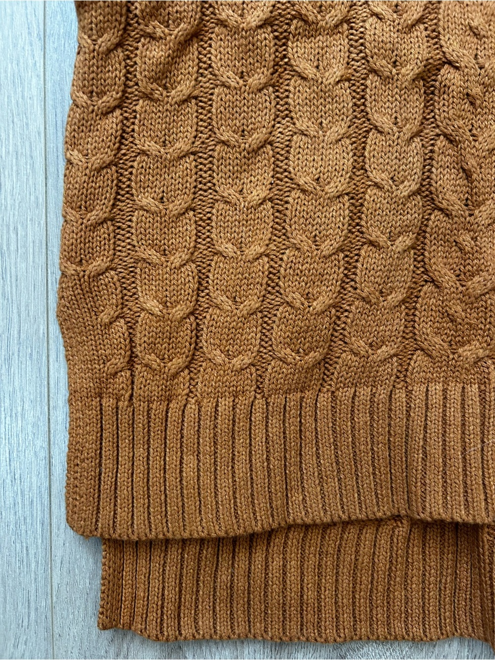 cupcakes & cashmere Cable-Knit V-Neck Sweater Vest in Rust - Picture 3 of 5